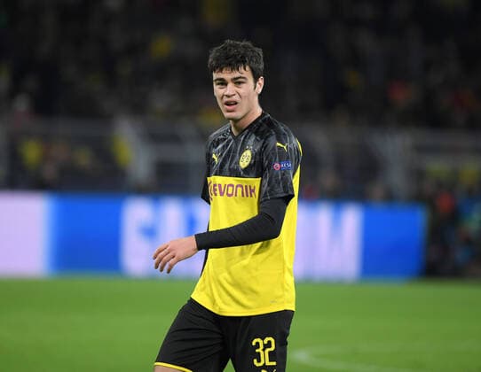 18 02 2020, Football, UEFA Champions League 2019 20, Round of 16, Borussia Dortmund Paris Saint Germain 2 1, Giovanni Reyna Borussia Dortmund Dortmund Nordrhein Westfalen Germany Team2