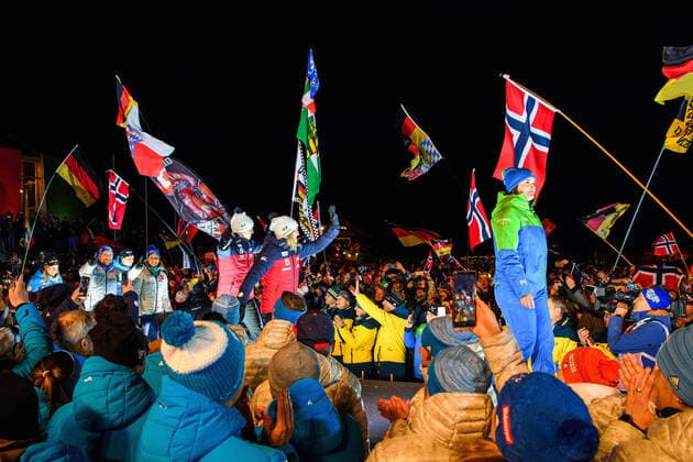 200220 Johannes Thingnes Bo and Marte Olsbu Roiseland of Norway at the medal ceremony for single mixed relay during the IBU Biathlon World Championships on February 20, 2020 in Antholz Photo Joel Marklund BILDBYRAN code JM 88118 bbeng biathlon biathlon World Championship biathlon World Cup IBU Biathlon World Championships 2020 Anterselva single mixed relay relay single mix relay single mix relay medal ceremony medal ceremony norge jubel,  Copyright: JOELxMARKLUND BB200220JM113