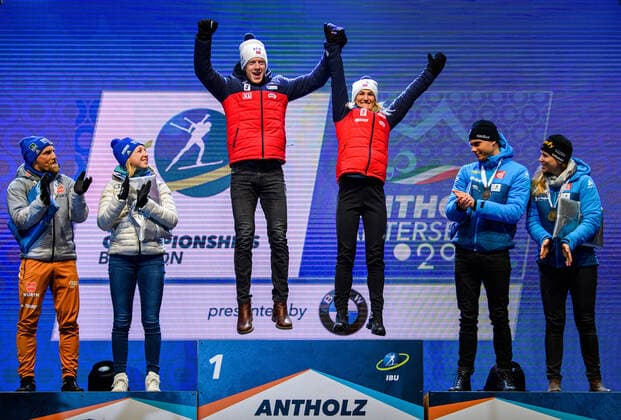 200220 Erik Lesser and Franziska Preuss of Germany, Johannes Thingnes Bo and Marte Olsbu Roiseland of Norway, Anais Bescond and Emilien Jacquelin of France celebrate at the medal ceremony for single mixed relay during the IBU Biathlon World Championships on February 20, 2020 in Antholz Photo Joel Marklund BILDBYRAN code JM 88118 bbeng biathlon biathlon World Cup biathlon World Cup IBU Biathlon World Championships 2020 Anterselva single mixed relay relay single mix relay single mix relay medal ceremony medal ceremony jubilee norway france,  Copyright: JOELxMARKLUND BB200220JM116