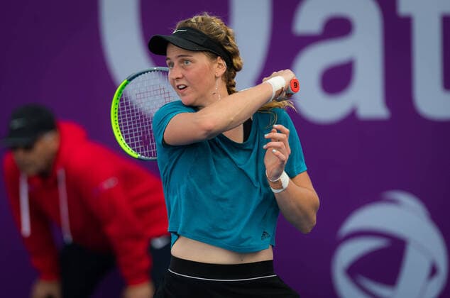 February 21, 2020, Dubai, UNITED ARAB EMIRATES: Ludmilla Samsonova of Russia in action during qualifications at the 2020 Qatar Total Open WTA, Tennis Damen Premier 5 tennis tournament against Anna Blinkova of Russia 2020 Qatar Total Open, Tennis, Doha, Qatar, Feb 21 - ZUMAa181 20200221_zaa_a181_007 Copyright: xRobxPrangex