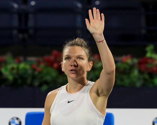 Simona Halep ROU waves and thanks the spectators, fans after the victory Tennis Dubai Tennis Championships 2020 WTA Dubai Duty Free Tennis Stadium Dubai United Arab Emirates 21 February 2020 Copyright: xJuergenxHasenkopfx