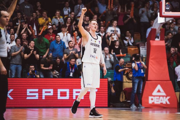 FIBA EuroBasket 2021 Qualifiers Germany vs France, 21 02 2020 Robin Benzing Germany, 12 FIBA EuroBasket 2021 Qualifiers Germany vs France on 21 02 2020 in Vechta Rasta Dome , Germany, Photo Sebastian Neddermann 2019 Copyright: xBEAUTIFULxSPORTS Neddermannx