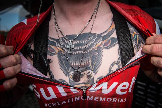 Tattoo on German professional cyclist Jasha Sütterlin GER Team Sunweb Landscape horizontal Event Event 46 Volta ao Algarve 2 Stage Stage 2 Sagres Vila do Bispo to Alto de Foia Monchique 183 9 km Ort Location alto de Foia Region Algarve Land Country Portugal Europe Europe Date Date 20 02 2020 Stiehl Photography
