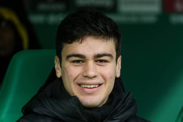 22 02 2020, Football, Season 2019 2020, Bundesliga, 23 Matchday SV Werder Bremen Borussia Dortmund Giovanni Reyna Borussia Dortmund DFL REGULATIONS PROHIBIT ANY USE OF PHOTOGRAPHS AS IMAGE SEQUENCES AND OR QUASI VIDEO Bremen wohninvest WESERSTADION Bremen Germany xRHR FOTOx xDEx