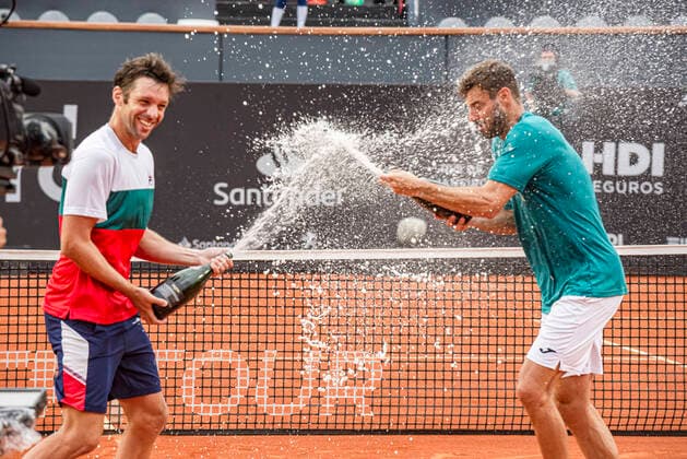 Rio Open RIO DE JANEIRO, RJ - 23.02.2020: RIO OPEN - Horacio Zeballos (ARG) and Marcel Granollers (ESP) celebrating the title of champions of doubles at the Rio Open 2020 ATP500, held at Joquei Clube Brasileiro, in the city of Rio de Janeiro-RJ, this Sunday (23). (Photo: Fabio Leoni Fotoarena) x1880380x  FabioxLeoni
