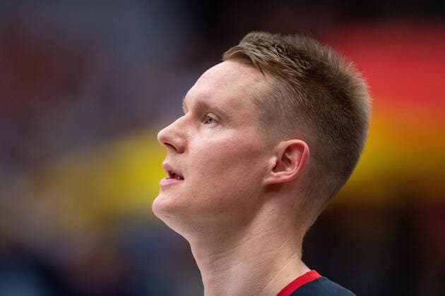 Robin BENZING GER sings the national anthem, singing, bust, basketball EM qualification, group G, Germany GER France FRA 83 69, on 21 02 2020 in Vechta Germany Â