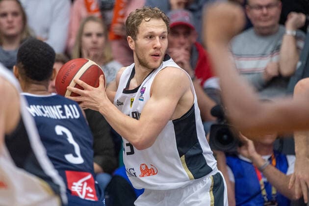 Christian SENGFELDER GER with ball, action, fight for the ball, basketball EM qualification, group G, Germany GER France FRA 83 69, on 21 02 2020 in Vechta Germany Â