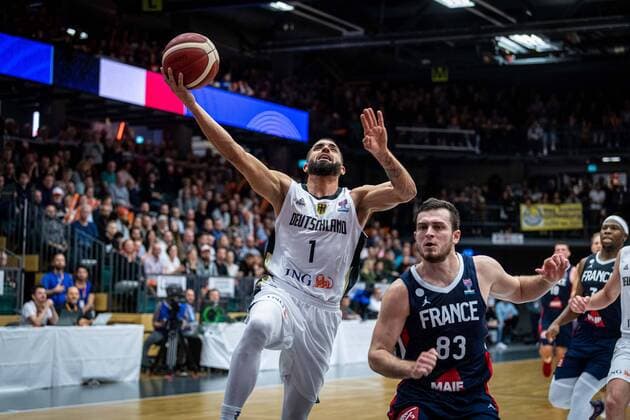 Basketball Vechta 21 02 2020 FIBA EuroBasket 2021 Qualifier Qualification Germany GER France FRA Joshiko Saibou Germany, No 01 Axel Julien France, No 83