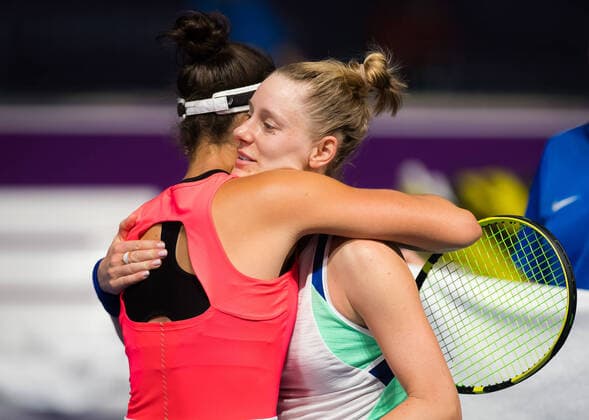 Tennis, WTA-Turnier in Doha February 24, 2020, Doha, QATAR: Jennifer Brady of the United States & Alison Riske of the United States at the net after their first-round match at the 2020 Qatar Total Open WTA, Tennis Damen Premier 5 tennis tournament 2020 Qatar Total Open, Tennis, Doha, Qatar, Feb 24 - ZUMAa181 20200224_zaa_a181_031 Copyright: xRobxPrangex