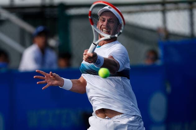 (200225) -- ACAPULCO, Feb. 25, 2020 -- Cameron Norrie of Britain hits a return to Adrian Mannarino of France during their men s singles first round match at the 2020 ATP, Tennis Herren Mexican Open tennis tournament in Acapulco, Mexico, Feb. 24, 2020. ) (SP)MEXICO-ACAPULCO-TENNIS-ATP-MEXICAN OPEN-DAY 1 XinxYuewei 
