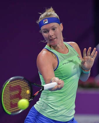 Tennis, WTA-Turnier in Doha (200225) -- DOHA, Feb. 25, 2020 (Xinhua) -- Kiki Bertens of the Netherland hits a return during the women s singles second round match against Karolina Muchova of the Czech Republic at the 2020 WTA, Tennis Damen Qatar Open in Doha, Qatar, Feb. 24, 2020. (Xinhua Nikku) (SP)QATAR-DOHA-TENNIS-WTA-SINGLES 