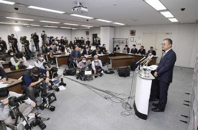 New coronavirus J-League Chairman Mitsuru Murai speaks at a press conference, PK, Pressekonferenz in Tokyo on Feb. 25, 2020, announcing the postponement of all official matches scheduled until March 15 due to the spread of a new coronavirus. 