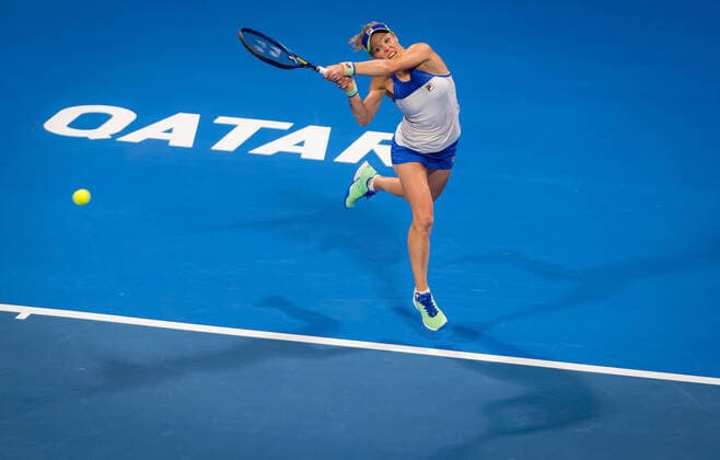 February 25, 2020, Doha, SPAIN: Laura Siegemund of Germany in action during her second-round match at the 2020 Qatar Total Open WTA, Tennis Damen Premier 5 tennis tournament against Ashleigh Barty of Australia 2020 Qatar Total Open, Tennis, Doha, Qatar, Feb 25 - ZUMAa181 20200225_zaa_a181_116 Copyright: xRobxPrangex
