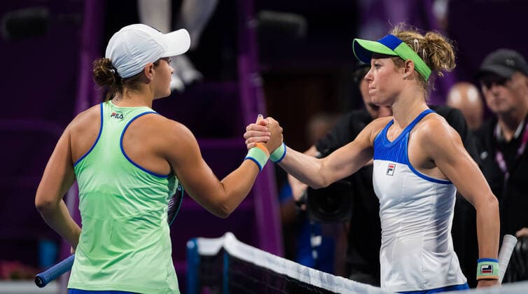 Sport Bilder des Tages February 25, 2020, Doha, SPAIN: Ashleigh Barty of Australia & Laura Siegemund of Germany at the net after their second-round match at the 2020 Qatar Total Open WTA, Tennis Damen Premier 5 tennis tournament 2020 Qatar Total Open, Tennis, Doha, Qatar, Feb 25 - ZUMAa181 20200225_zaa_a181_130 Copyright: xRobxPrangex