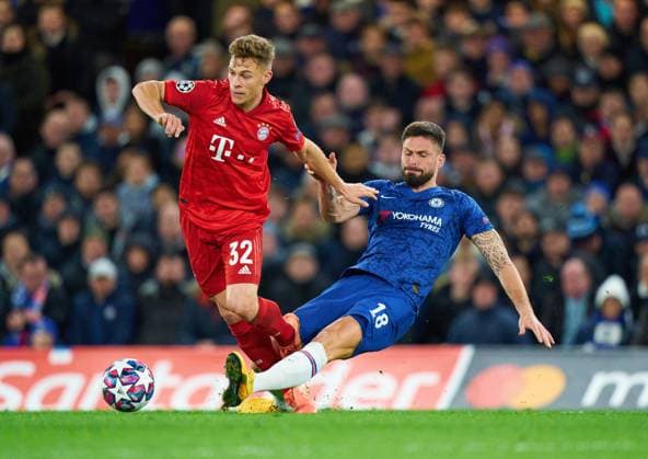 Champions League, Chelsea-Munich, London Feb 25, 2020. Joshua KIMMICH, FCB 32 compete for the ball, tackling, duel, header, zweikampf, action, fight against Olivier GIROUD, Chelsea 18 FC CHELSEA - FC BAYERN MUNICH UEFA Football Champions League , London, February 25, 2020, Season 2019 2020, round of last sixteen, FCB, Bavaria, München