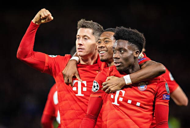 London, 25 02 2020 goal celebration Robert Lewandowski FCB , David Alaba FCB , Alphonso Davies FCB Chelsea London FC Bayern Munich DFL regulations prohibit any use of photographs as image sequences and or quasi video