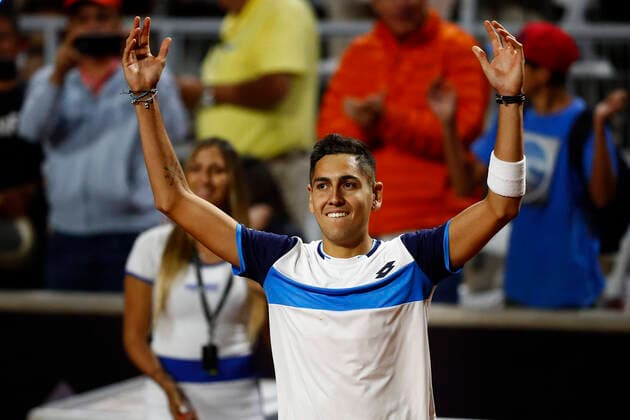 Tenis, Chile Dove MenCare Open ATP, Tennis Herren 250 de Santiago. El tenista Alejandro Tabilo de Chile celebra el triunfo sobre Paolo Lorenzi en el ATP 250 Chile Dove MenCare Open Santiago, Chile. 25 02 2020 Felipe Zanca Photosport ATP 250 de Santiago 2020, Alejandro Tabilo vs Paolo Lorenzi
