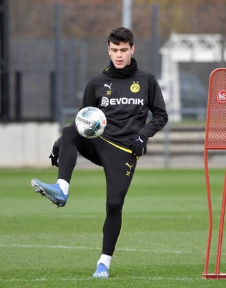 25 02 2020, Football CEF, 1 Bundesliga season 2019 2020, Training Borussia Dortmund, Giovanni Reyna Borussia Dortmund Dortmund North Rhine-Westphalia Germany Team2