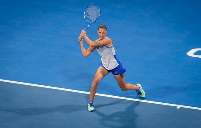 February 26, 2020, Doha, QATAR: Karolina Pliskova of the Czech Republic in action during her third-round match at the 2020 Qatar Total Open WTA, Tennis Damen Premier 5 tennis tournament against Ons Jabeur of Tunisia 2020 Qatar Total Open, Tennis, Doha, Qatar, Feb 26 - ZUMAa181 20200226_zaa_a181_168 Copyright: xRobxPrangex