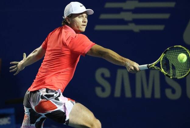 Serbian tennis player Miomir Kecmanovic hits the ball against Spanish Rafael Nadal during their Mexican Open s round of 16 game in Acapulco, Mexico, 26 February 2020. Nadal won 6-2 and 7-5. Mexican Open !ACHTUNG: NUR REDAKTIONELLE NUTZUNG!  Copyright: xDavidxGuzmanx MEX6196 20200227-637183891963607969