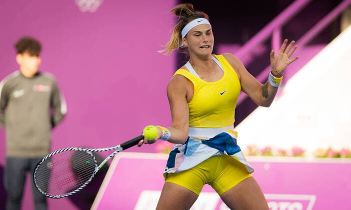 February 27, 2020, Doha, QATAR: Aryna Sabalenka of Belarus in action during her quarter-final match at the 2020 Qatar Total Open WTA, Tennis Damen Premier 5 tennis tournament against Saisai Zheng of China 2020 Qatar Total Open, Tennis, Doha, Qatar, Feb 27 - ZUMAa181 20200227_zaa_a181_051 Copyright: xRobxPrangex