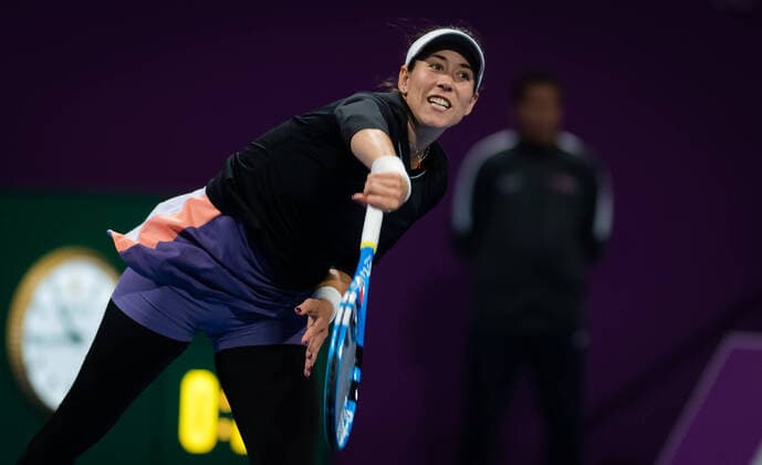 February 27, 2020, Doha, QATAR: Garbine Muguruza of Spain in action during her quarter-final match at the 2020 Qatar Total Open WTA, Tennis Damen Premier 5 tennis tournament against Ashleigh Barty of Australia 2020 Qatar Total Open, Tennis, Doha, Qatar, Feb 27 - ZUMAa181 20200227_zaa_a181_130 Copyright: xRobxPrangex