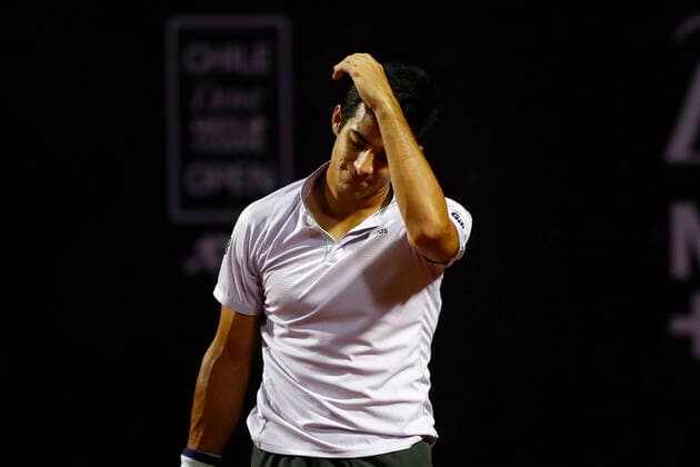 Tenis, Chile Dove MenCare Open ATP, Tennis Herren 250 de Santiago. El tenista Christian Gar’n de Chile lamenta perder el punto durante el ATP 250 Chile Dove MenCare Open Santiago, Chile. 27 02 2020 Felipe Zanca Photosport ATP 250 de Santiago 2020, Christian Garin vs Alejandro Davidovichen