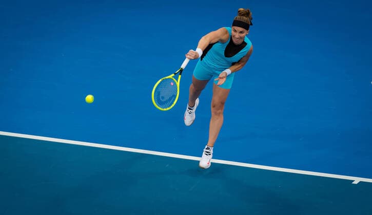 February 28, 2020, Doha, QATAR: Svetlana Kuznetsova of Russia in action during the semi-final of the 2020 Qatar Total Open WTA, Tennis Damen Premier 5 tennis tournament against Aryna Sabalenka of Belarus 2020 Qatar Total Open, Tennis, Doha, Qatar, Feb 28 - ZUMAa181 20200228_zaa_a181_052 Copyright: xRobxPrangex