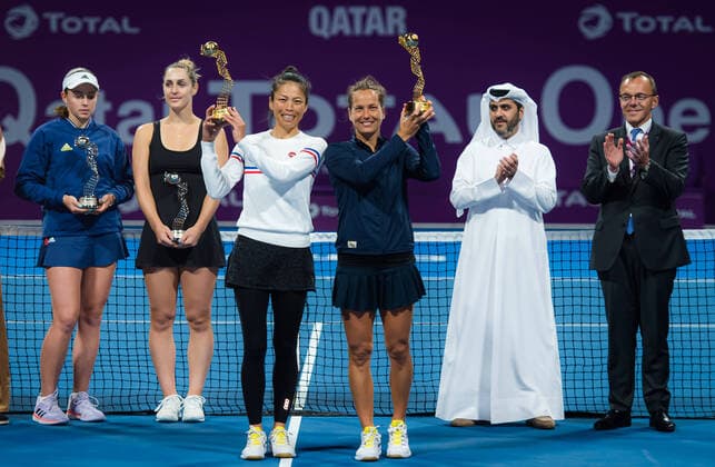 Sport Bilder des Tages February 28, 2020, Doha, QATAR: Jelena Ostapenko of Latvia & Gabriela Dabrowski of Canada and Barbora Strycova of the Czech Republic & Su-Wei Hsieh of Chinese Taipeh with their trophies after the doubles final of the 2020 Qatar Total Open WTA, Tennis Damen Premier 5 tennis tournament 2020 Qatar Total Open, Tennis, Doha, Qatar, Feb 28 - ZUMAa181 20200228_zaa_a181_102 Copyright: xRobxPrangex