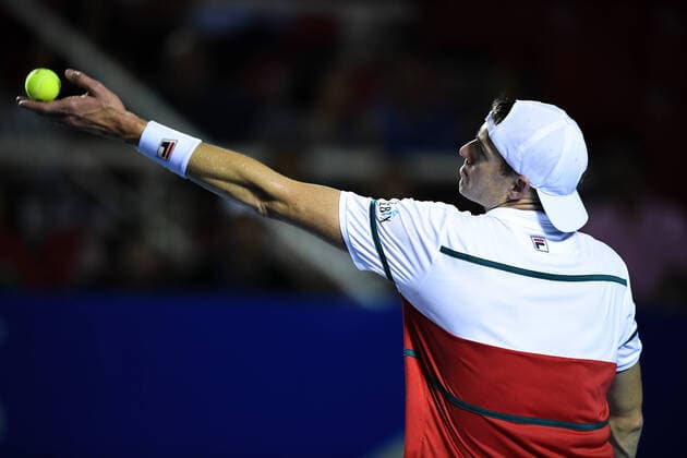 (200229) -- ACAPULCO, Feb. 29, 2020 -- John Isner serves during the men s singles semifinal match between Taylor Fritz of the United States and John Isner of the United States at the 2020 ATP, Tennis Herren Mexican Open tennis tournament in Acapulco, Mexico, Feb. 28, 2020. ) (SP)MEXICO-ACAPULCO-TENNIS-ATP-MEXICAN OPEN-SEMIFINALS XinxYuewei 