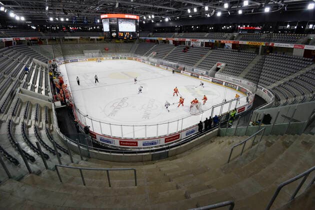 Empty Tissot Arena, EHC Biel ZSC Lions, National League, ice hockey, 28 02 2020