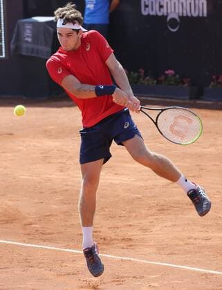 Brazilian Thiago Seyboth in action against Norwegian Caper Ruud, during the final of the Chile ATP, Tennis Herren 250,in SAntiago de Chile, Chile, 01 March 2020. EFE Elvis González FINAL CHILE OPEN ATP 250 !ACHTUNG: NUR REDAKTIONELLE NUTZUNG!  Copyright: xELVISxGONZALEZx AME9750 20200301-637186972413195990