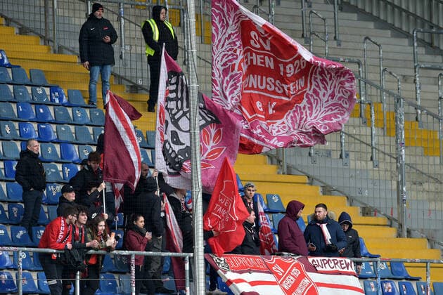 01 03 2020 pmk NC114272 Football Men 2 Bundesliga Season 2019 2020 DSC Arminia Bielefeld SV Wehen Wiesbaden Fans Spectators SV Wehen Wiesbaden