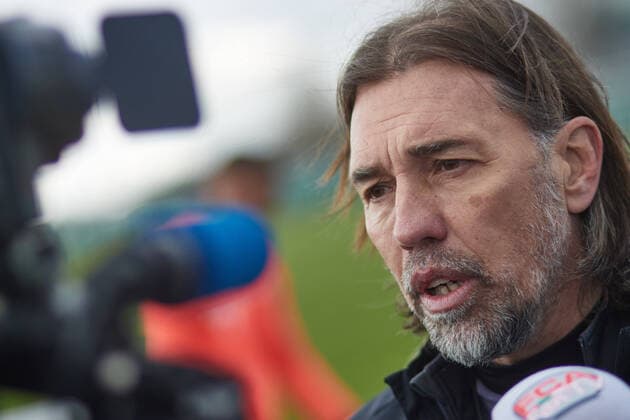 Martin Schmidt Coach FC Augsburg , Interview FC Augsburg, Training, Season 2019 2020,