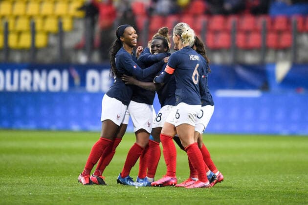 JOIE - 18 VIVIANE ASSEYI (FRA) - 08 GRACE GEYORO (FRA) FOOTBALL FEMININ : France vs Canada - Tournoi de France - 04 03 2020 AnthonyBIBARD FEP Panoramic 