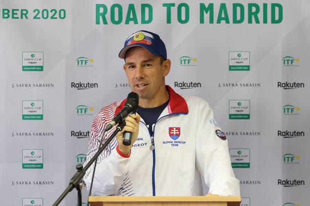 Nehrajici kapitan Slovenska Dominik Hrbaty. Kvalifikacni utkani o pohar Davis Cup 2020 mezi Ceskou republikou a Slovenskem v Bratislave. CTKPhotoF202003051083101