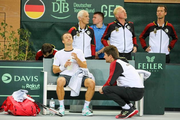 Disappointed Philipp KOHLSCHREIBER GER and Team Germany, Davis Cup Qualification 2020 Germany vs Belarus, Düsseldorf, 06 03 2020,
