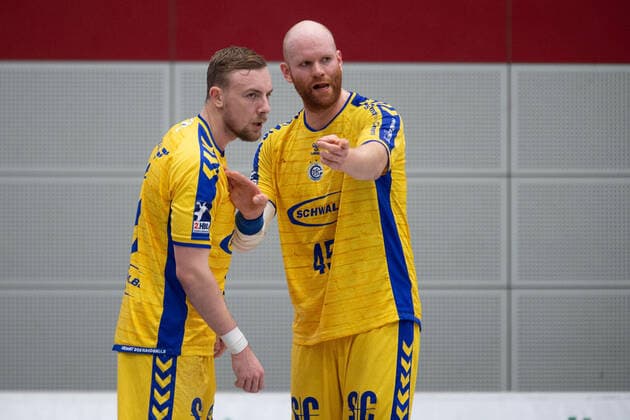 Lübbecke, Germany 06 03 2020 2 Handball Bundesliga 2019 2020 TuS N Lübbecke vs. VfL Gummersbach L R Lukas Blohme Gummersbach , Alexander Becker Gummersbach Lübbecke Nordrhein Westfalen Germany Merkur Arena