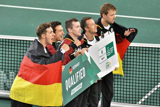 07 03 2020, GER, Davis Cup, Germany vs. Belarus 07 03 2020, GER, Davis Cup, Germany vs. Belarus , CASTELLO Düsseldorf, Duesseldorf in the picture picture picture shows the team of Germany Cheering Joy Emotion after the victory pep Mauelshagen pep00321