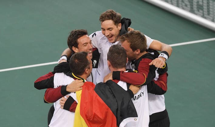 Davis Cup Qualifiers 2020 Germany Belarus Day2 4 Match Winning German Team Jean Lennard Struff , GER Philipp Kohlschreiber , GER Dominik Koepfer, GER Kevin Krawietz , GER Andreas Mies , GER Team Captain Michael Kohlmann