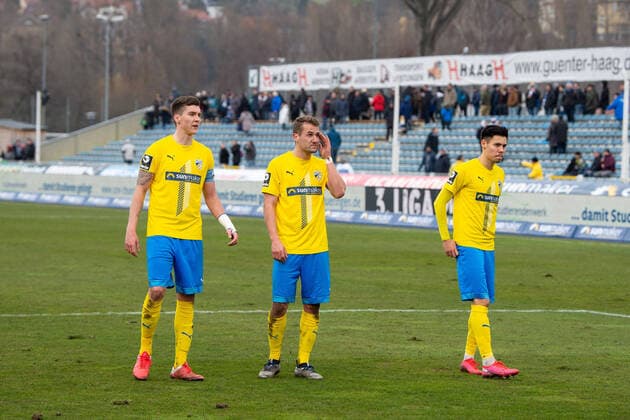 3 League Season 2019 2020 27 Matchday on 7 3 2020 FC Carl Zeiss Jena vs 1860 Munich v left visibly disappointed after the defeat Dominic Volkmer Jena , Julian Günther Schmidt Jena and Raphael Obermair Jena Ernst Abbe Sportfeld
