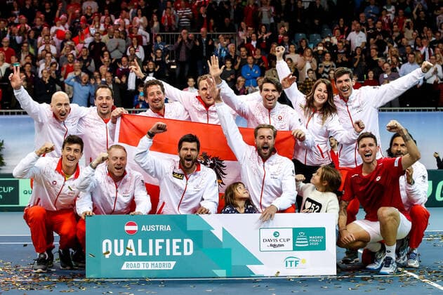 TENNIS - Davis Cup, AUT vs URU PREMSTAETTEN,AUSTRIA,07.MAR.20 - TENNIS - ITF Davis Cup, Austria vs Uruguay. Image shows the rejoicing of team Austria. Keywords: flag. GEPAxpictures xMaticxKlansek