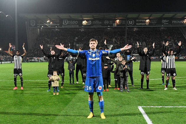 JOIE - FAIR PLAY - 16 LUDOVIC BUTELLE (SCO) FOOTBALL : Angers vs Nantes - Ligue 1 Conforama - 07 03 2020 FEP Panoramic 