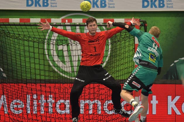 04 03 2020 pmk NC115970 Handball Men Bundesliga Season 2019 2020 TSV GWD Minden THW Kiel Seven Meters Niklas LANDIN JACOBSEN 01 Goalkeeper Kiel Christoffer RAMBO 09 Minden