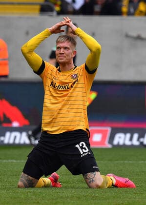 Simon Makienok Dresden , 08 03 2020, Football, GER, Season 2019 2020, 2 Bundesliga, 25 Matchday, Rudolf Harbig Stadion Dresden, SG Dynamo Dresden FC Erzgebirge Aue, DFL REGULATIONS PROHIBIT ANY USE OF PHOTOGRAPHS as IMAGE SEQUENCES and or QUASI VIDEO,