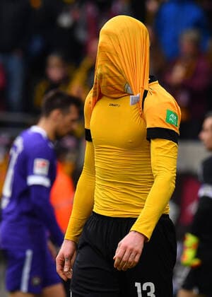 Simon Makienok Dresden , 08 03 2020, Football, GER, Season 2019 2020, 2 Bundesliga, 25 Matchday, Rudolf Harbig Stadion Dresden, SG Dynamo Dresden FC Erzgebirge Aue, DFL REGULATIONS PROHIBIT ANY USE OF PHOTOGRAPHS as IMAGE SEQUENCES and or QUASI VIDEO,