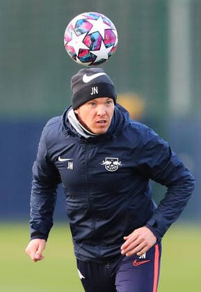 Bilder des Jahres 2020, Sport 03 März Sport Themen der Woche KW11 Sport Bilder des Tages RB Leipzig Training Fussball Champions League Leipzig, 09.03.2020, RBL Trainingszentrum, Champions League , RB Leipzig Training am Vortag des Achtelfinal vs. Tottenham Hotspur. , Im Bild: Trainer Julian Nagelsmann (RB Leipzig) , *** RB Leipzig Training Football Champions League Leipzig, 09 03 2020, RBL Training Center, Champions League, RB Leipzig Training the day before the round of sixteen vs. Tottenham Hotspur , In the picture coach Julian Nagelsmann RB Leipzig ,