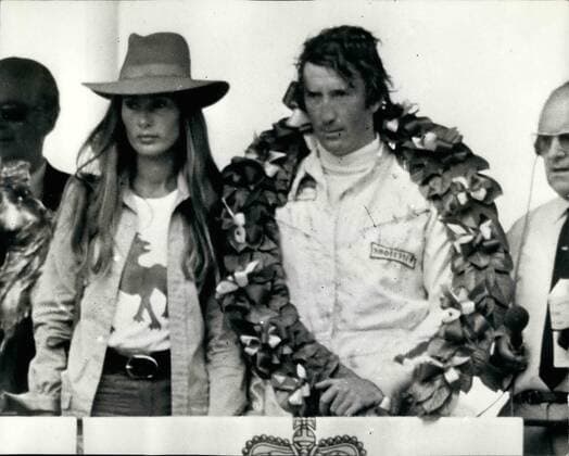 Archivbilder der Woche SPORT KW10 Sep. 09, 1970 - Jochen Rindt Is Killed While Practicing At Monza For Tomorrows Italian Grand Prix: Jochen Rindt the 28 year old Austrian racing driver who was leading in this year World Championships was killed this afternoon while practicing for tomorrows Italian Grand Prix. If he had won this race he would have been the World Champion. He leaves a wife Nina and a young daughter Natasha. He was driving a Lotus 72. Photo shows (Picture from Stock) Jochen Rindt seen with his wife Nina after he had won the British Grand Prix, last July at Brands Hatch.  - ZUMAk09 Sep 09 1970 Jochen IS KILLED while practicing AT Monza for tomorrows Italian Grand Prix Jochen The 28 Year Old Austrian Racing Driver Who what Leading in This Year World Championships what KILLED This Noon while practicing for tomorrows Italian Grand Prix If he had Won This Race he Would have been The World Champion he Leaves a wife Nina and a Young Daughter Natasha he what Driving a Lotus 72 Photo Shows Picture from Stick Jochen Lakes With His wife Nina After he had Won The British Grand Prix Load July AT Brands Hatch  ZUMAk09 Sep 09 1970 Jochen Rindt Is Killed While Practicing At Monza For Tomorrows Italian Grand Prix J - ZUMA2 61923162st Copyright: ximagoxstock&peoplex