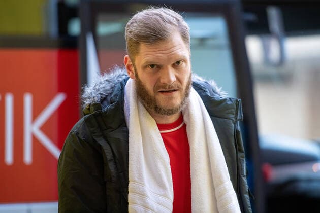 Johannes Bitter comes to the hall DHB training course to prepare the international match against the Netherlands in the Ballhaus Arena Aschaffenburg Copyright xVIADATAx xHolgerxJohnx Aschersleben Sachsen Anhalt Germany