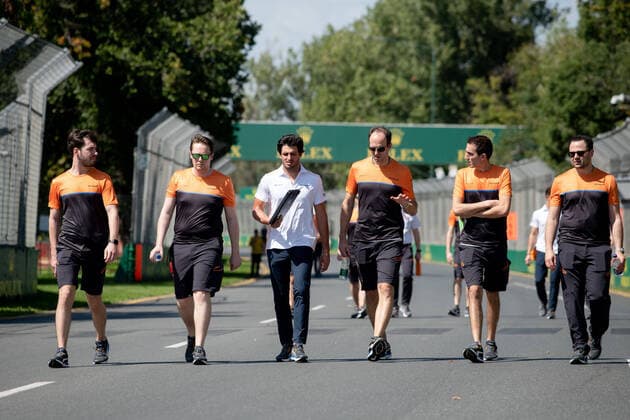 Carlos Sainz Jr McLaren Racing on trackwalk with the team, Formula 1, Australian Grand Prix, Albert Park Circuit Melbourne, 11 03 2020 Formula 1, Australian Grand Prix, Albert Park Circuit Melbourne, 11 03 2020 Melbourne Copyright: xMemmlerx Eibner-Pressefotox EP_mmr